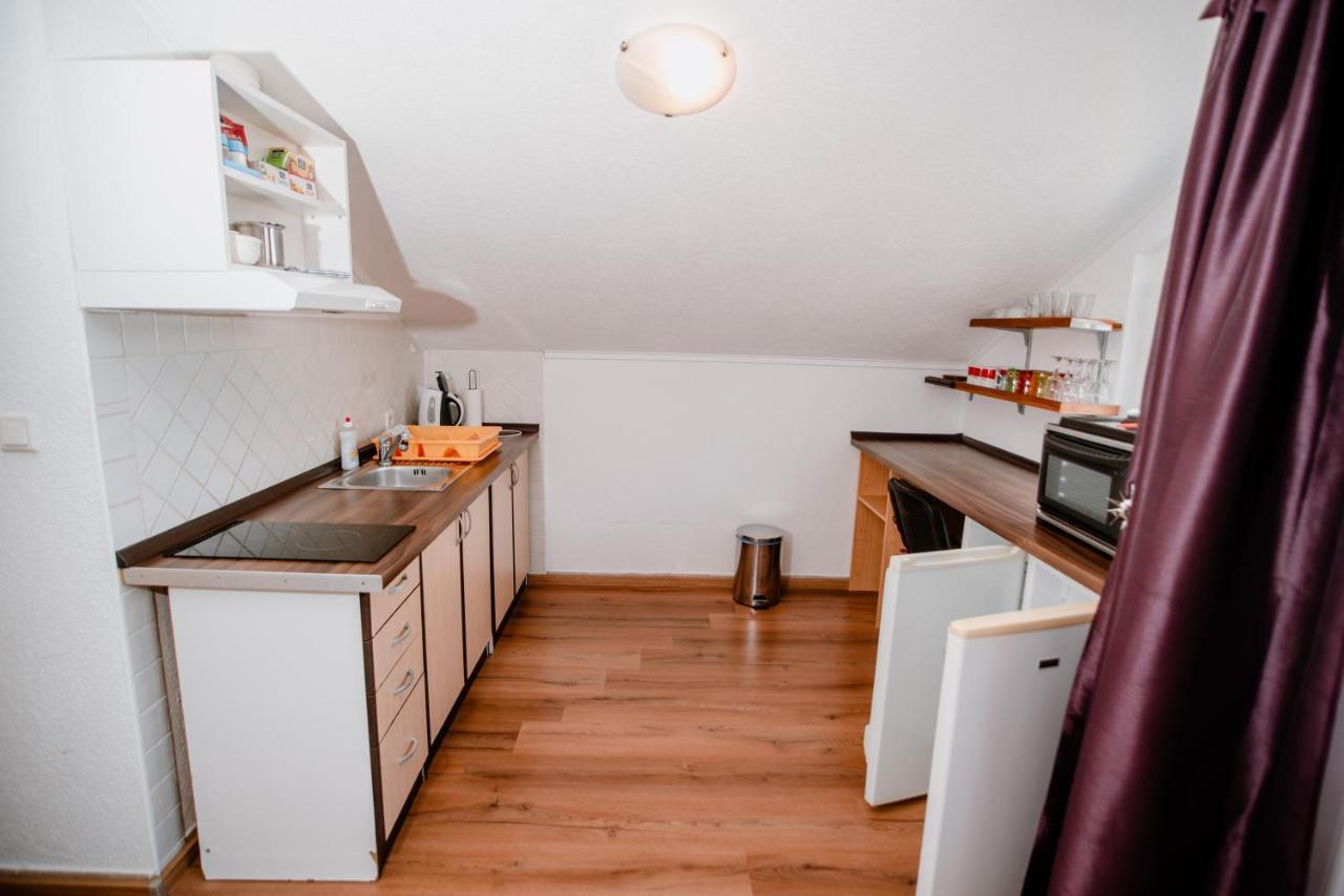 Apartmens Leona Apartment Karlobag Exterior photo